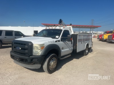 2013 Ford F-550 XL 4x2 Service Truck