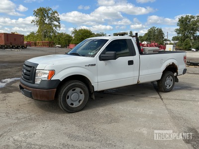 2009 Ford F-150 XL 4x2 Pickup
