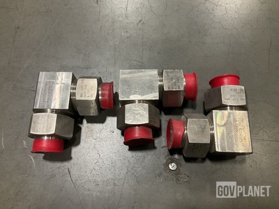 (17) Elbow Fittings