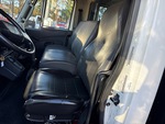 Cab with Seats/armrests