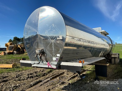 1994 Nova 7000 gal T/A Tanker Trailer