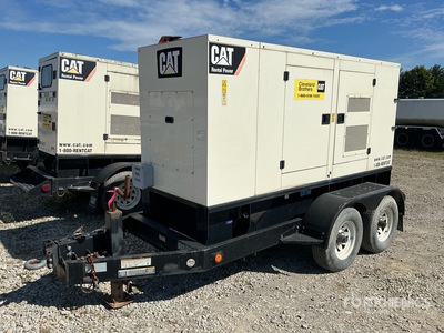 2012 Cat XQ100 100 kW Mobile Generador