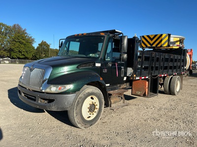 2007 International 4300 4x2 Camion amortisseur d'impact