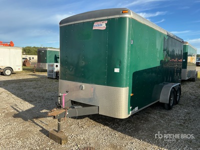 2012 American Hauler 16 ft T/A Rimorchio chiuso