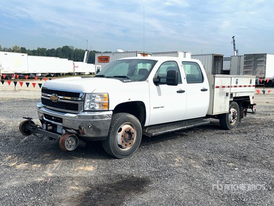 2013 Chevrolet Silverado 2500HD 4x4 Crew Cab Camion utilitaire