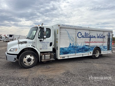 2019 Freightliner M2 106 Camion à boissons