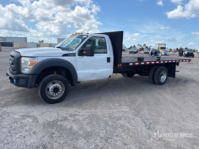 2013 Ford F-550 4x2 Flatbed Truck