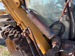 Hydraulics with Mast Lift Cylinders