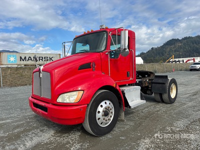 2010 Kenworth T370 4x2 S/A Day Cab Truck Tractor