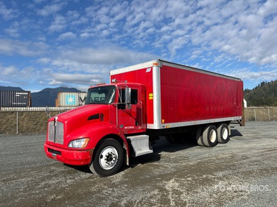 2010 Kenworth T300 6x4 شاحنة فان