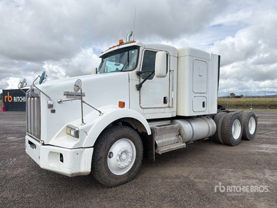 2013 Kenworth T800B 6x4 Tractocamion con Dormitorio / T/A Sleeper Truck Tractor