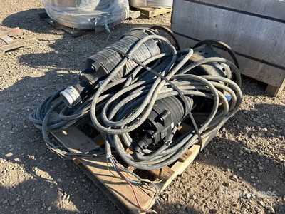 Quantity of (2) Electric Bomba Sumergible