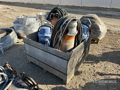 Quantity of (4) Electric Bomba Sumergible