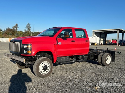 2025 International CV515 4x4 Crew Cab Cab and Chassis