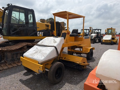 2013 Lay-Mor SM400 Barredora / Zelfrijdende bezem (Inoperable)