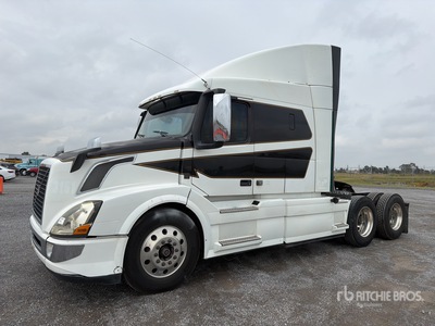 2016 Volvo VNL 64T 630 6x4 Tractocamion con Dormitorio / T/A Sleeper Truck Tractor