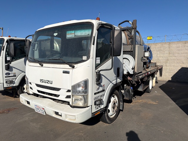 2019 Isuzu NPR 4x2 Portable Restroom Service Truck