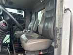 Cab with Seats/armrests
