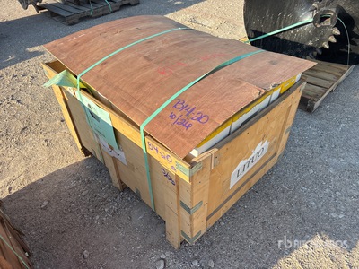 Quantity of (1) Crate of 735, C20 Block Parti varie