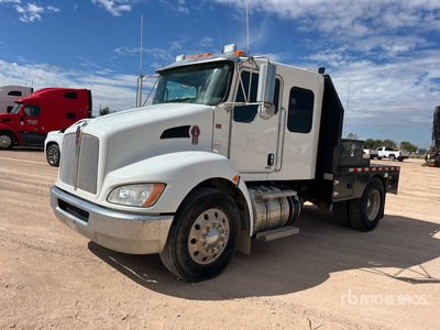 2020 Kenworth T-370 4x2 Extended Cab Flatbed Truck
