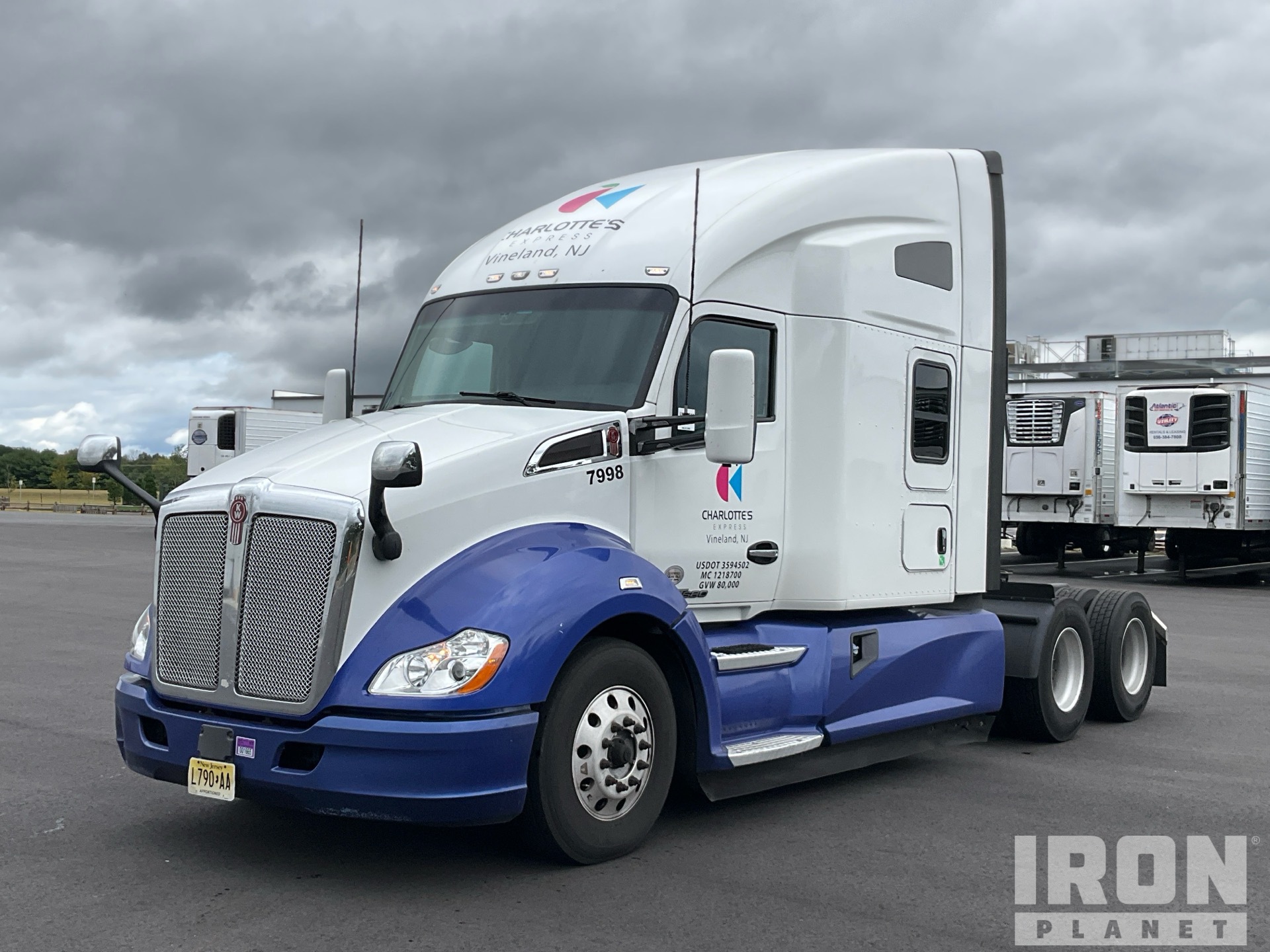 2020 Kenworth T680 6x4 T/A Sleeper Truck Tractor