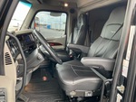 Cab with Seats/armrests