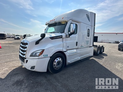 2022 Freightliner Cascadia 126 6x4 Sleeper Truck Tractor (Inoperable)
