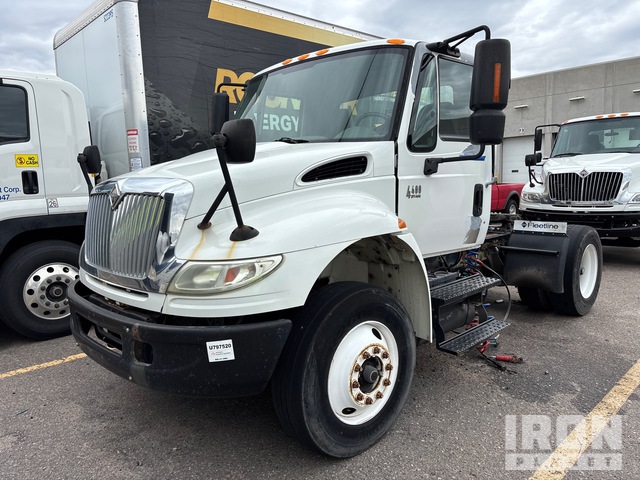 2006 International 4400
