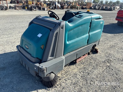Tennant M17 Ride-On Balayeuse