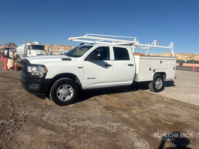 2021 Dodge 2500 4x2 Crew Cab Ciężarówka serwisowa