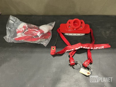 (2) Boeing 75D110147-1001 Ground Servicing Guards