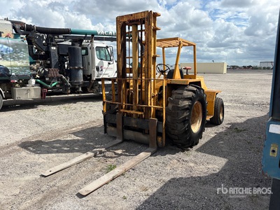 Sellick SD80 Rough Terrain Forklift