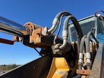 Hydraulics with Bucket Tilt Cylinders