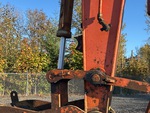 Hydraulics with Thumb Cylinder