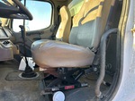 Cab with Seats/armrests