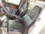 Cab with Seats/armrests