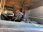 4 Underbody - Truck with Cab Suspension Air Bags