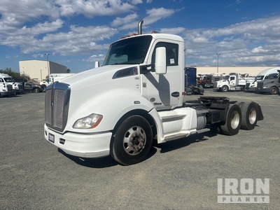 2019 Kenworth T680 6x4 T/A Day Cab Truck Tractor