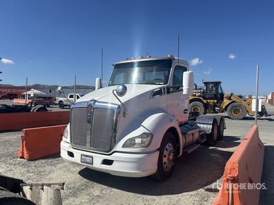 2014 Kenworth T-680 6x4 T/A Day Cab Truck Tractor