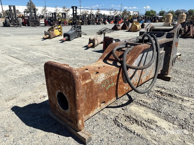 BTI BXR-185 124 in Hydraulic Breaker