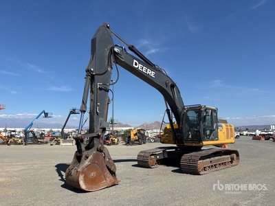 2019 John Deere 250G Tracked Excavator