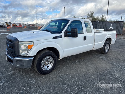 2015 Ford F-250 XL 4x2 Extended Cab Pickup