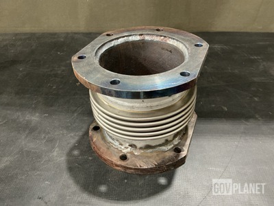 B00090928 Pipe Expansion Joint