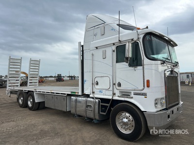 2004 Kenworth K104 6x4 Sleeper Equipment Transport Truck