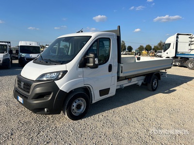 Fiat Ducato 35 XLH1 2.2 MJT 140CV E6D-TEMP Flatbed Truck