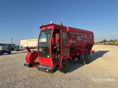 1998 Zago KING 15 MD 4000 kg Feed Mixer