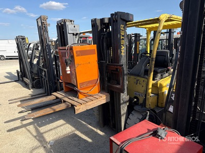 2017 Hyster J2.5XN Electric Forklift