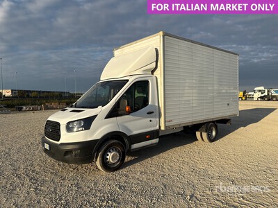 2018 Ford Transit Van Truck