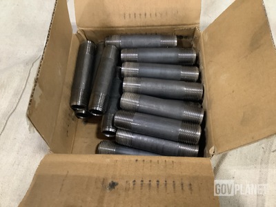(106) Stealth Supply 33S-81CFB Pipe Nipples