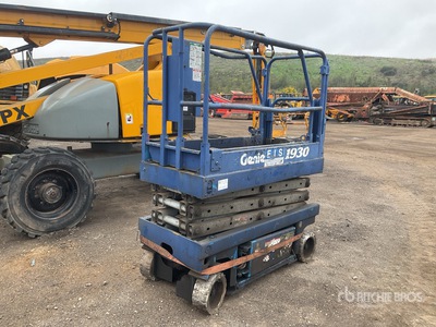 1998 Genie GS-1930 Electric Scissor Lift (Inoperable)